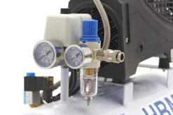 HBM 30 Liter Professionele Low Noise Compressor - Model 2 15 HBM 30 Liter Professionele Low Noise Compressor - Model 2 -Pro Gereedschap Verkoop hbm 014 179.jpg 1200x600 e95dbebc88